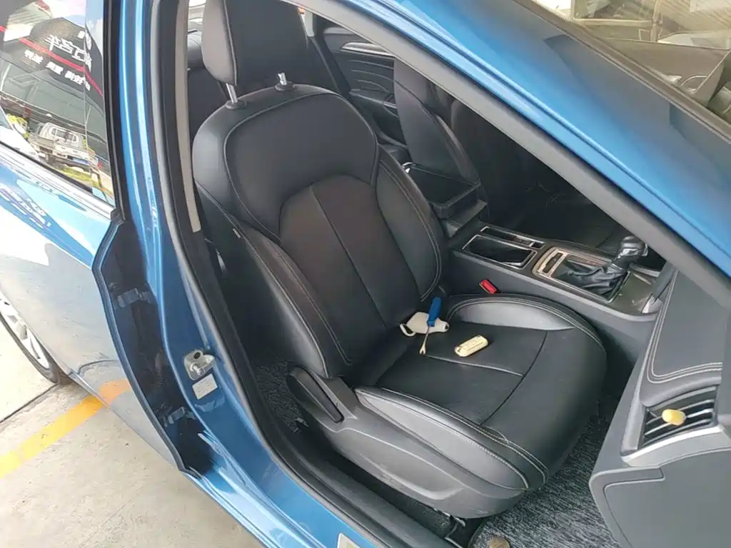 Roewe i6 Classic 2018 — фото 25