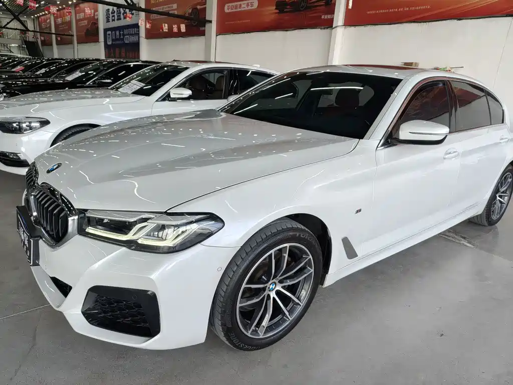 BMW 5 Series 2023