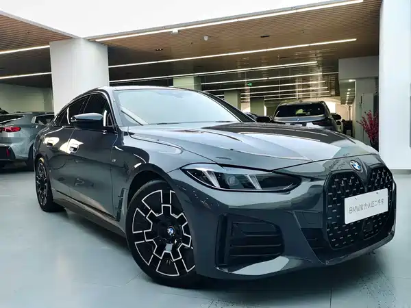 BMW 4 Series 2025