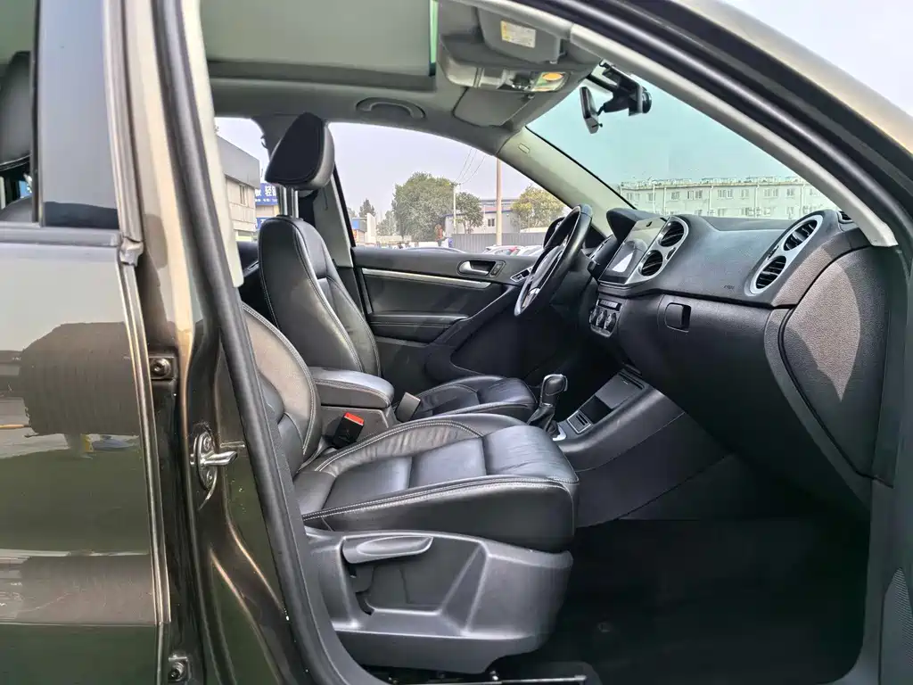 Volkswagen Tiguan 2018 — фото 17
