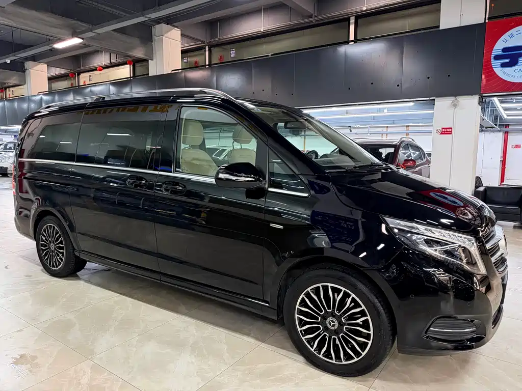 Mercedes-Benz V-Class 2020 — фото 3