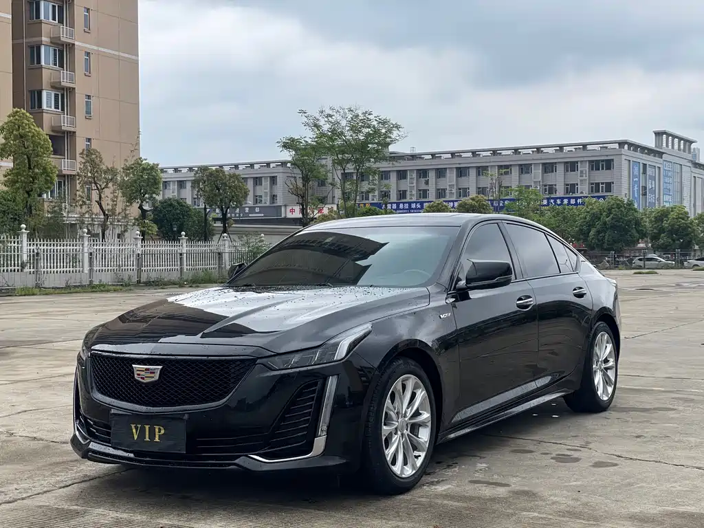 Cadillac CT5 2021 — фото 1