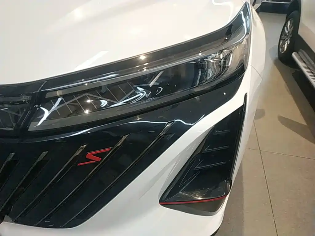 Changan CS75PLUS 2023 — фото 24