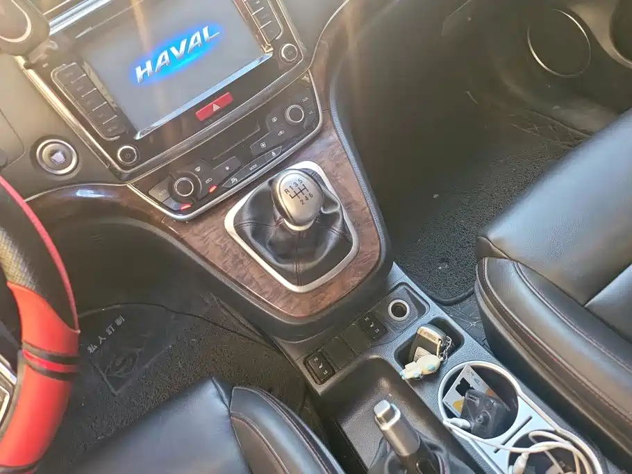 Haval H6 2016 — фото 16