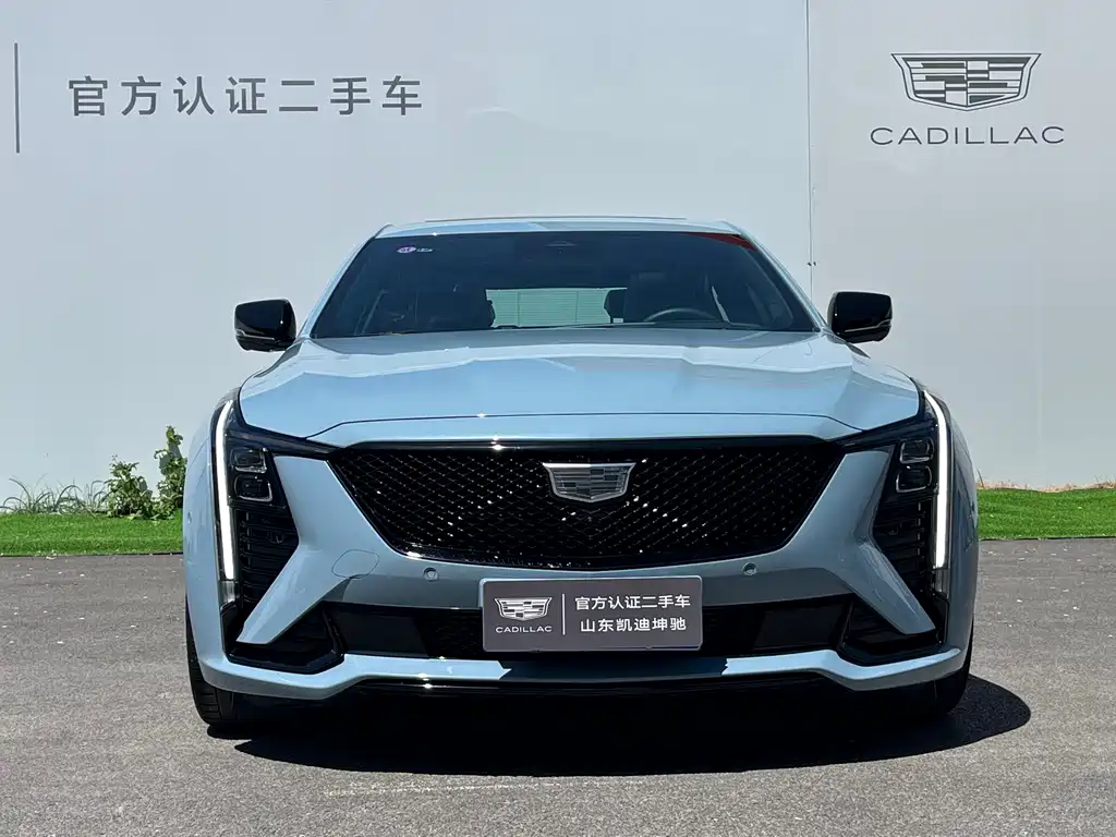 Cadillac CT5 2025 — фото 2