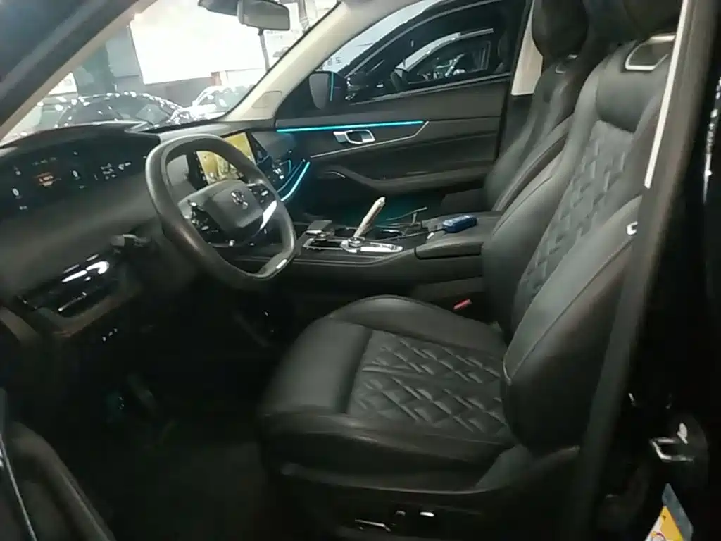 Changan UNI-K Smart Electronic Idd 2022 — фото 15