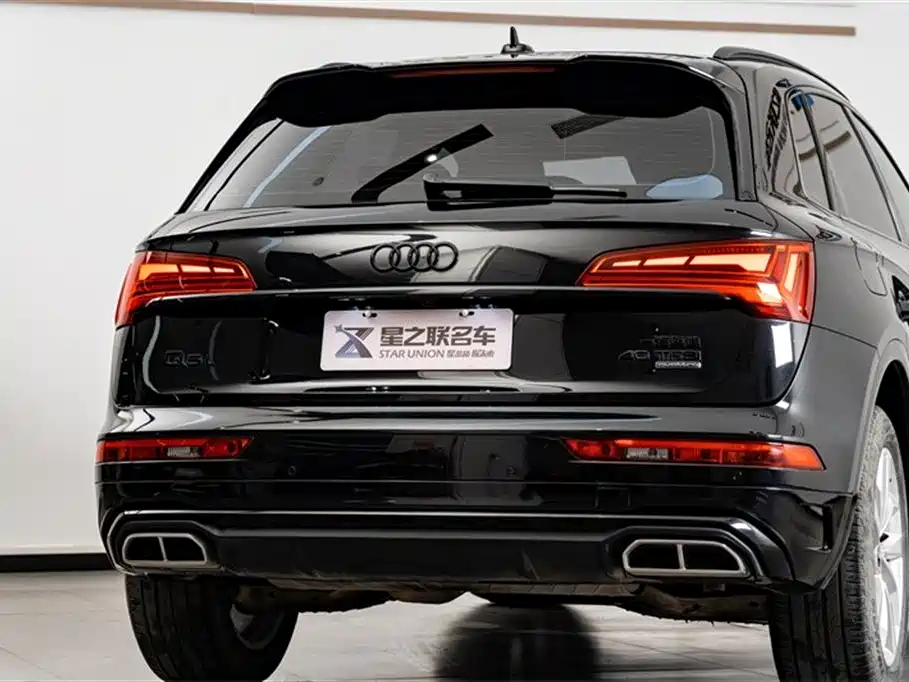 Audi Q5L 2024 — фото 8