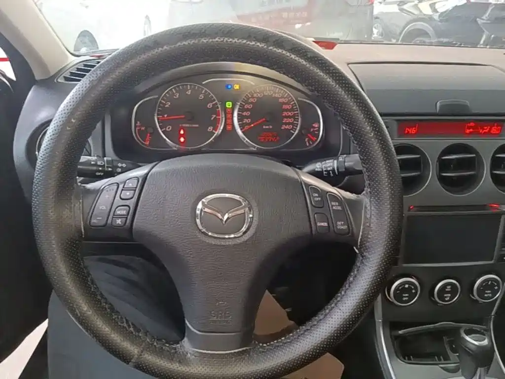 Mazda 6 2015 — фото 11