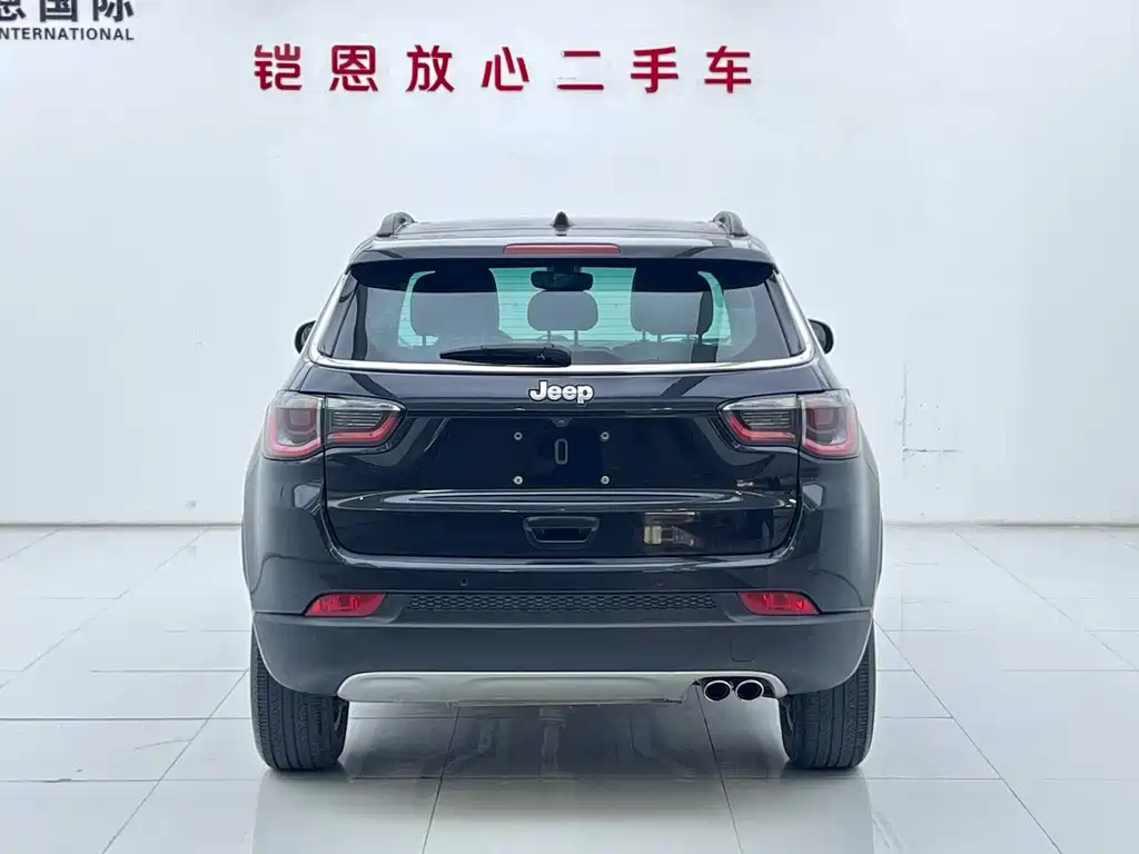 Jeep Compass 2019 — фото 9