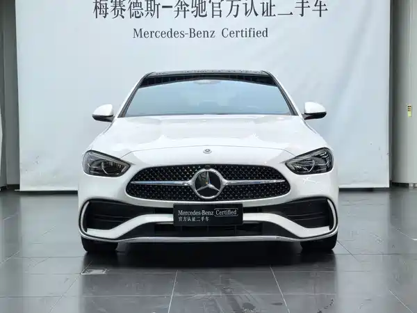 Mercedes-Benz C-Class 2024