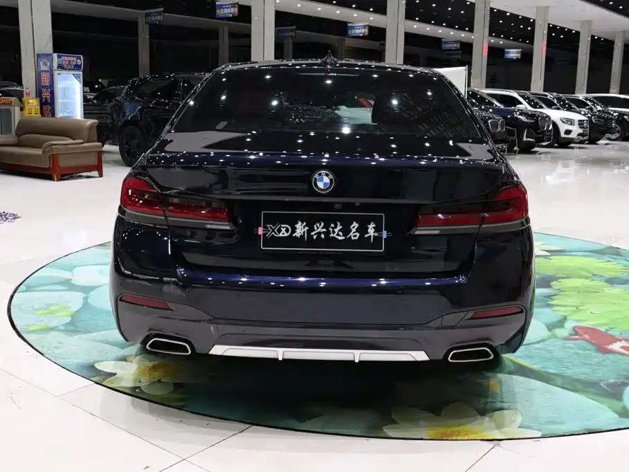 BMW 5 Series 2023