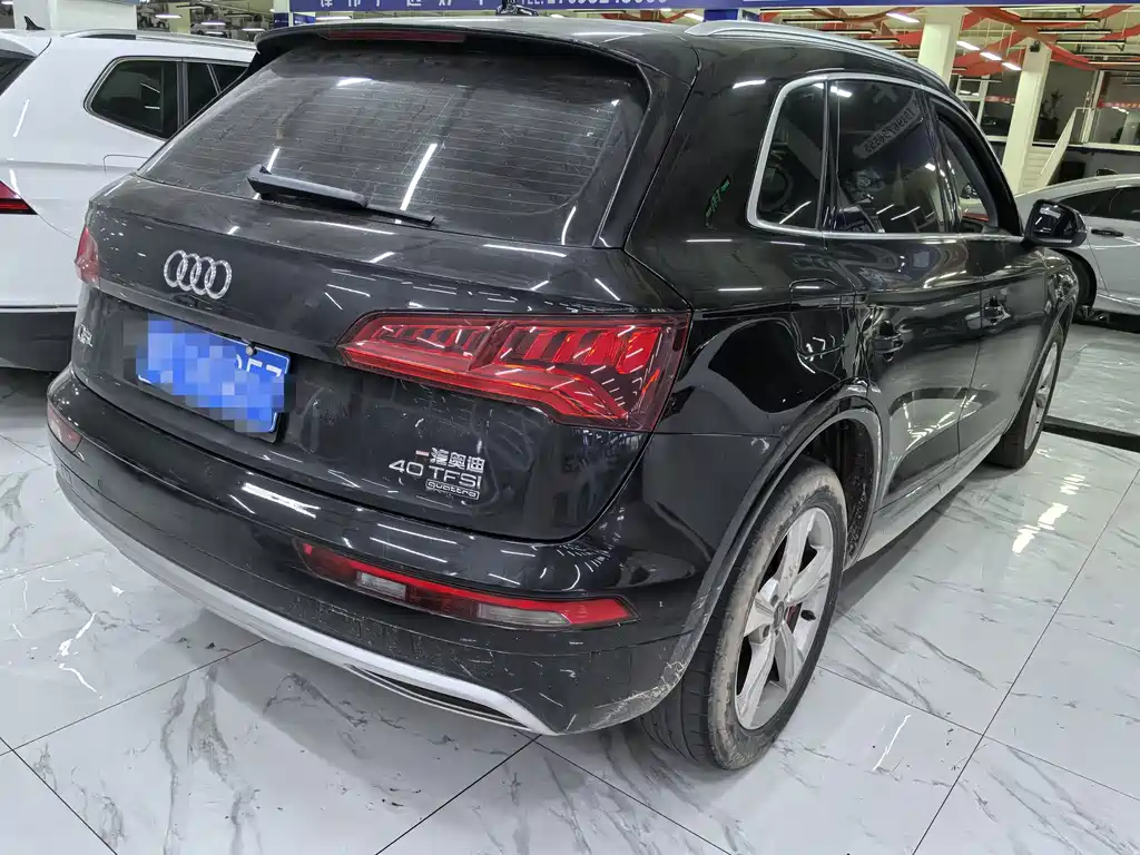 Audi Q5L 2019 — фото 5