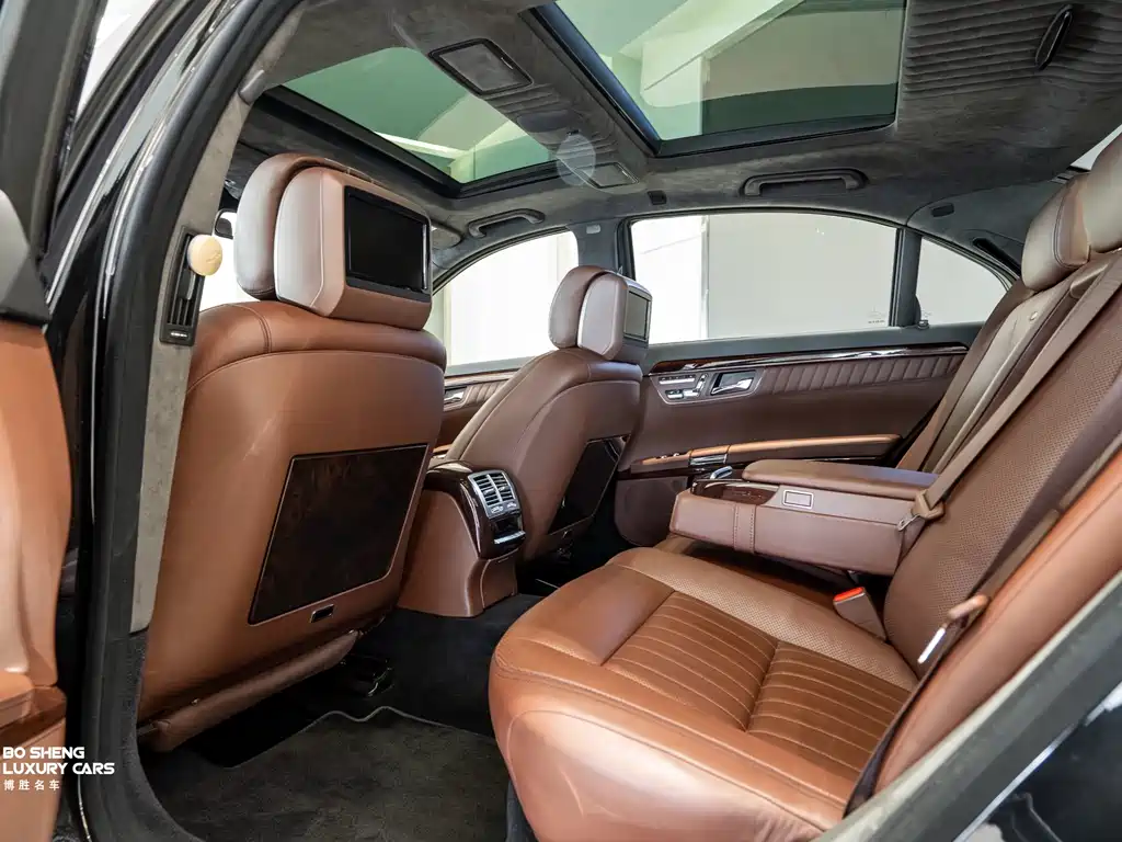 Mercedes-Benz S-Class 2011 — фото 15