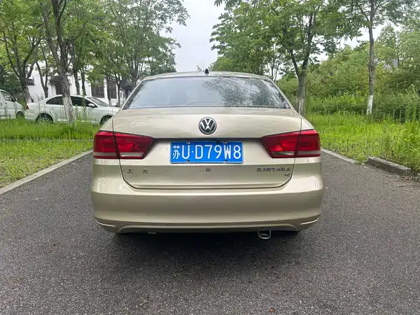 Volkswagen Santana 2013