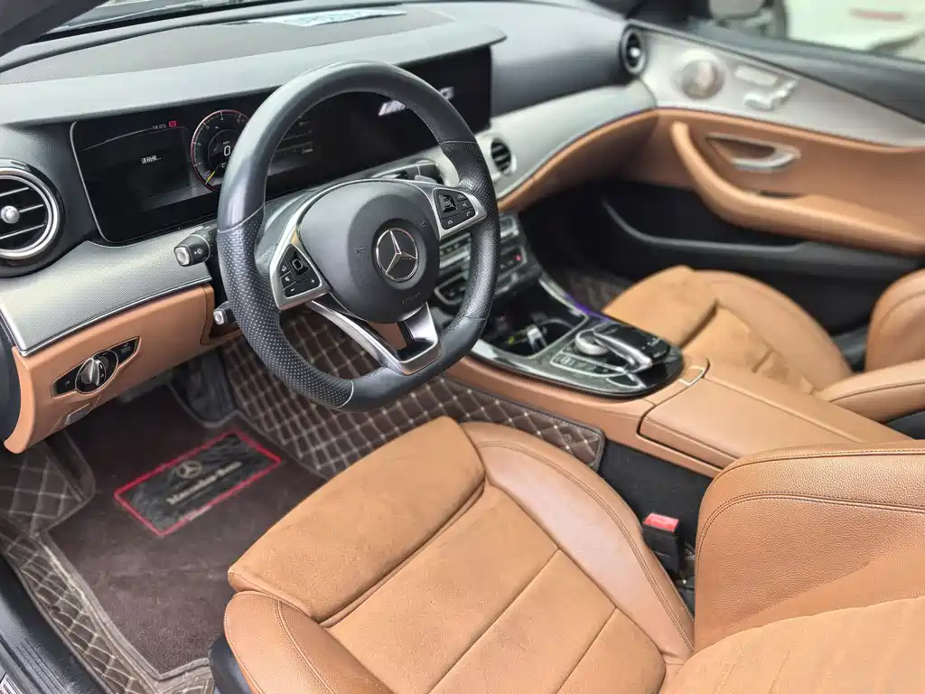 Mercedes-Benz E-Class 2017 — фото 11