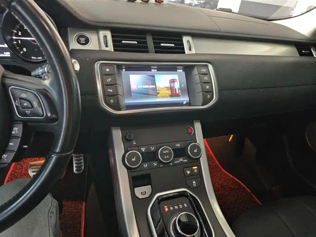 Land Rover Evoque 2017 — фото 13