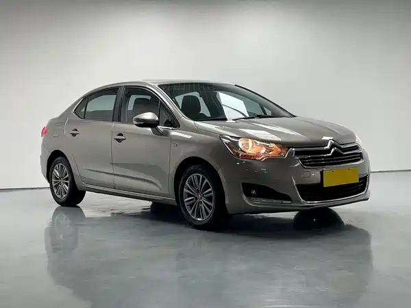 Citroën C4L 2015