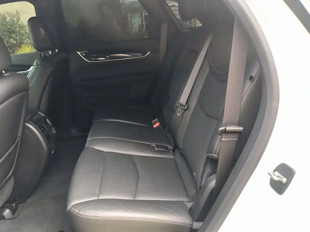 Cadillac XT5 2019 — фото 17