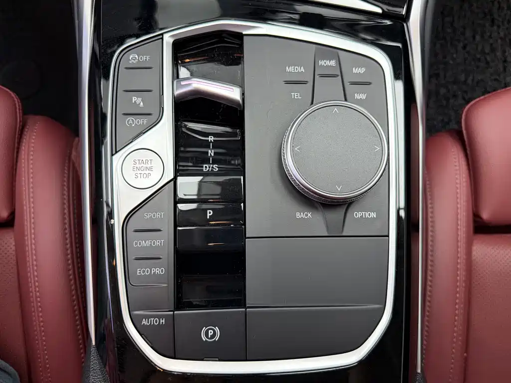 BMW 3 Series 2022 — фото 14