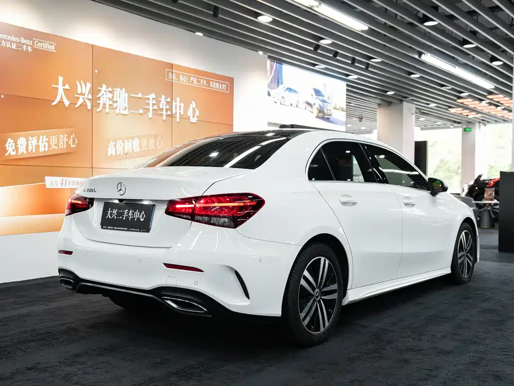Mercedes-Benz A-Class 2019 — фото 6