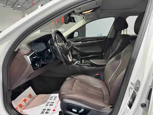 BMW 5 Series 2022