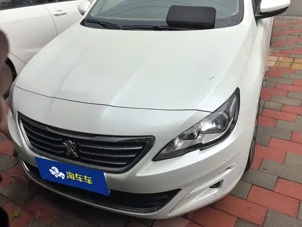Peugeot 408 2015