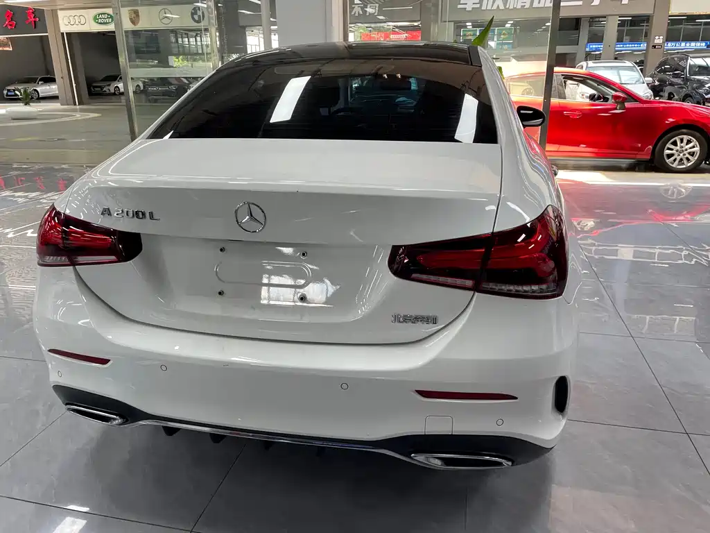 Mercedes-Benz A-Class 2020 — фото 12
