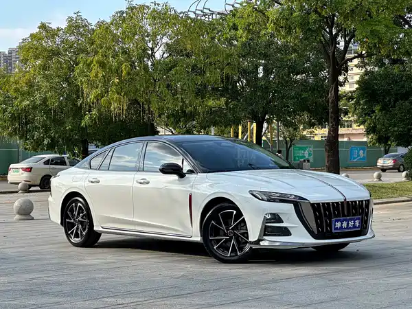 Hongqi H6 2025