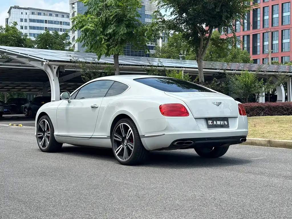 Bentley Continental 2013 — фото 6