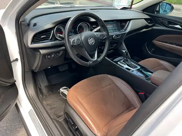 Buick Regal 2018