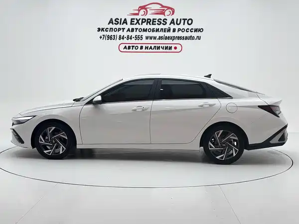 Hyundai Elantra 2024