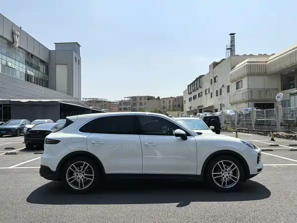 Porsche Cayenne 2019