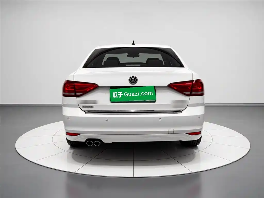 Volkswagen Lavida 2016 — фото 5