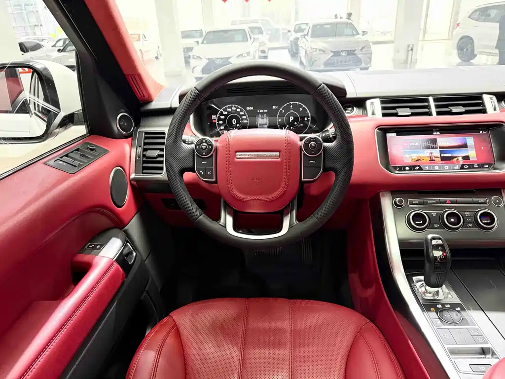 Land Rover Range Rover Sport 2018 — фото 10