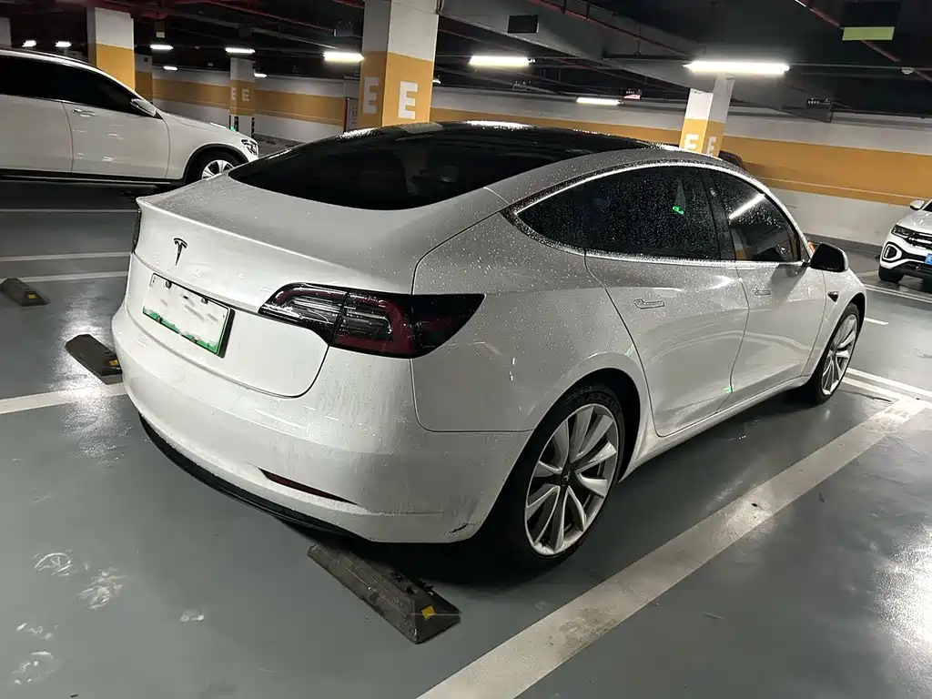 Tesla Model 3 2020 — фото 2