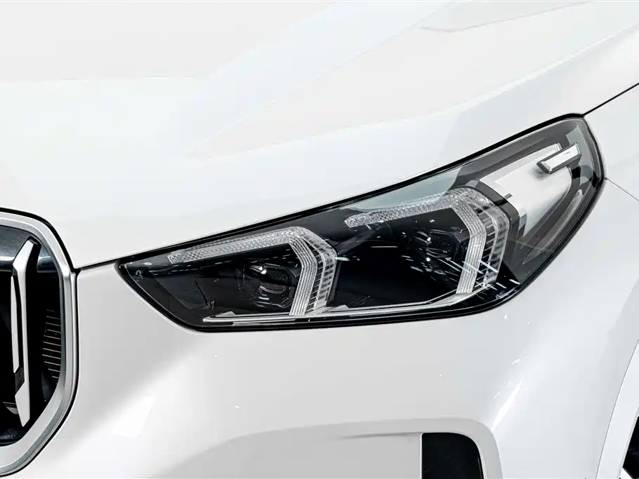 BMW X1 2023 — фото 4