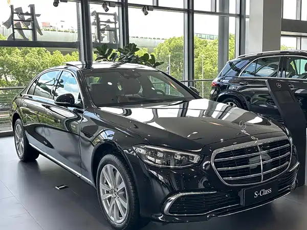 Mercedes-Benz S-Class 2026