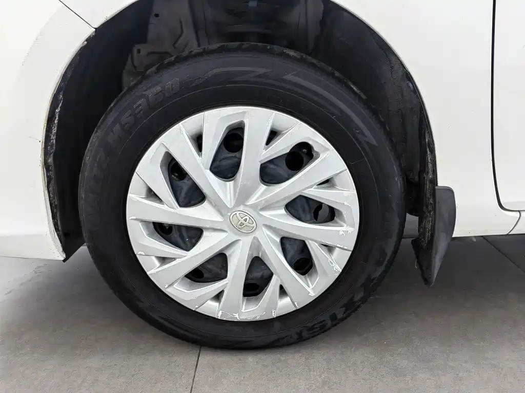 Toyota Vios 2023 — фото 17