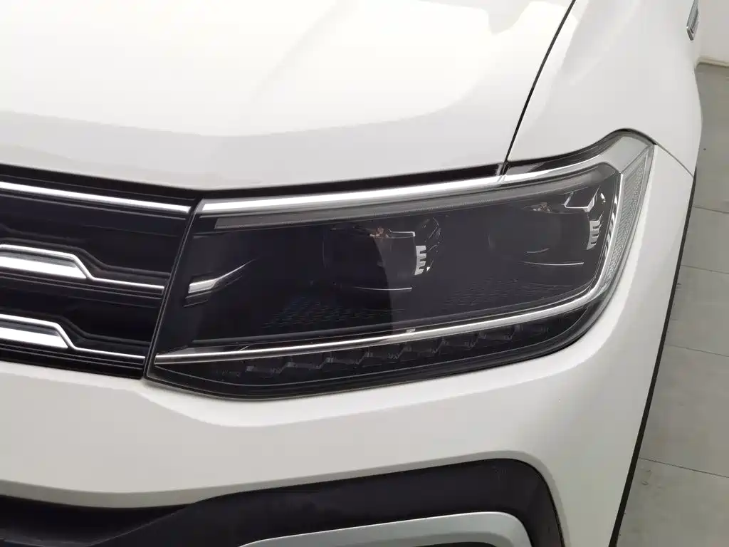Volkswagen T-Cross 2021