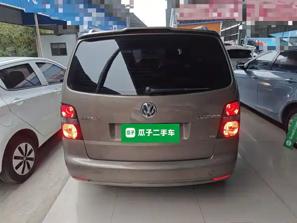 Volkswagen Touran 2016