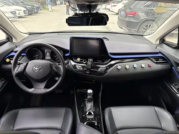 Toyota C-HR 2021