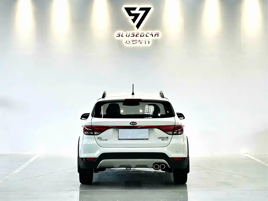 Kia KX Cross 2019 — фото 8