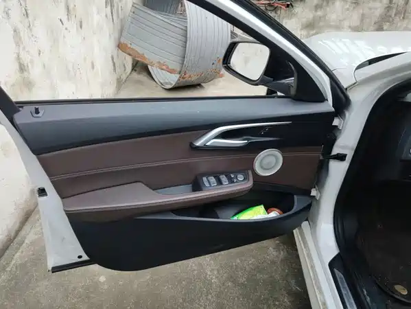 BMW 1 Series 2021