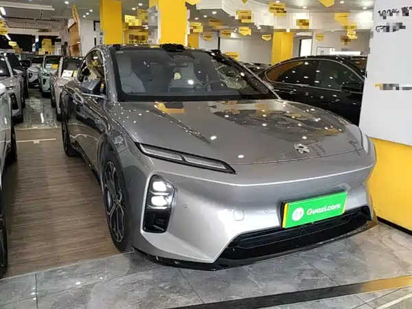 NIO ET5 2025