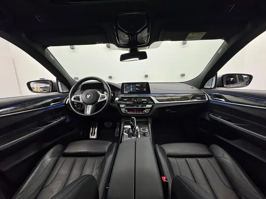 BMW 6 Series GT 2020 — фото 9