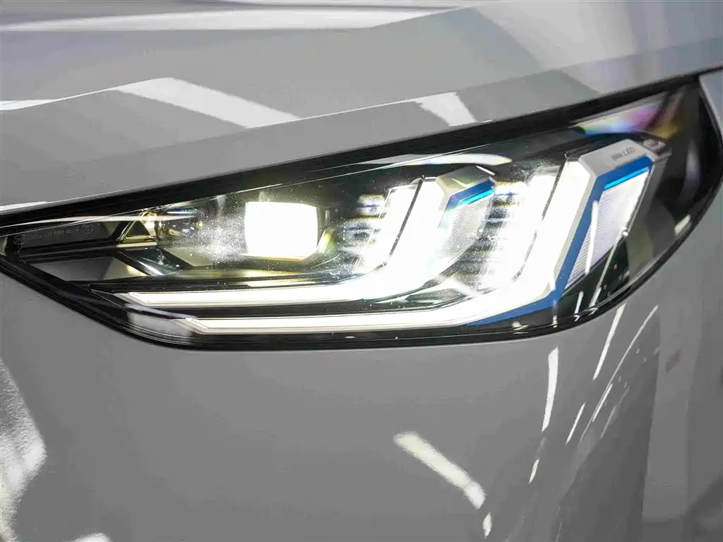 BMW X3 2025 — фото 12
