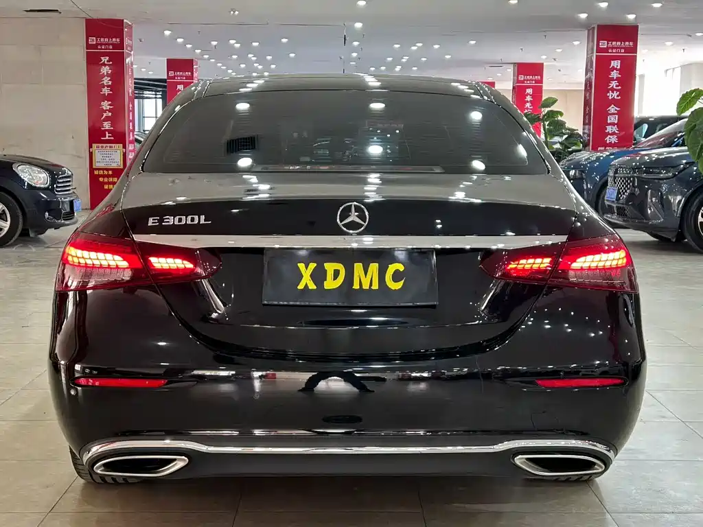 Mercedes-Benz E-Class 2023 — фото 5
