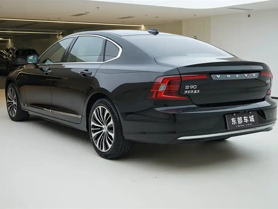 Volvo S90 PHEV 2026 — фото 5