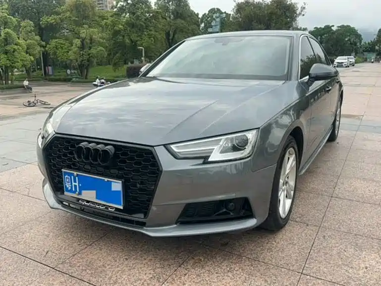 Audi A4L 2017