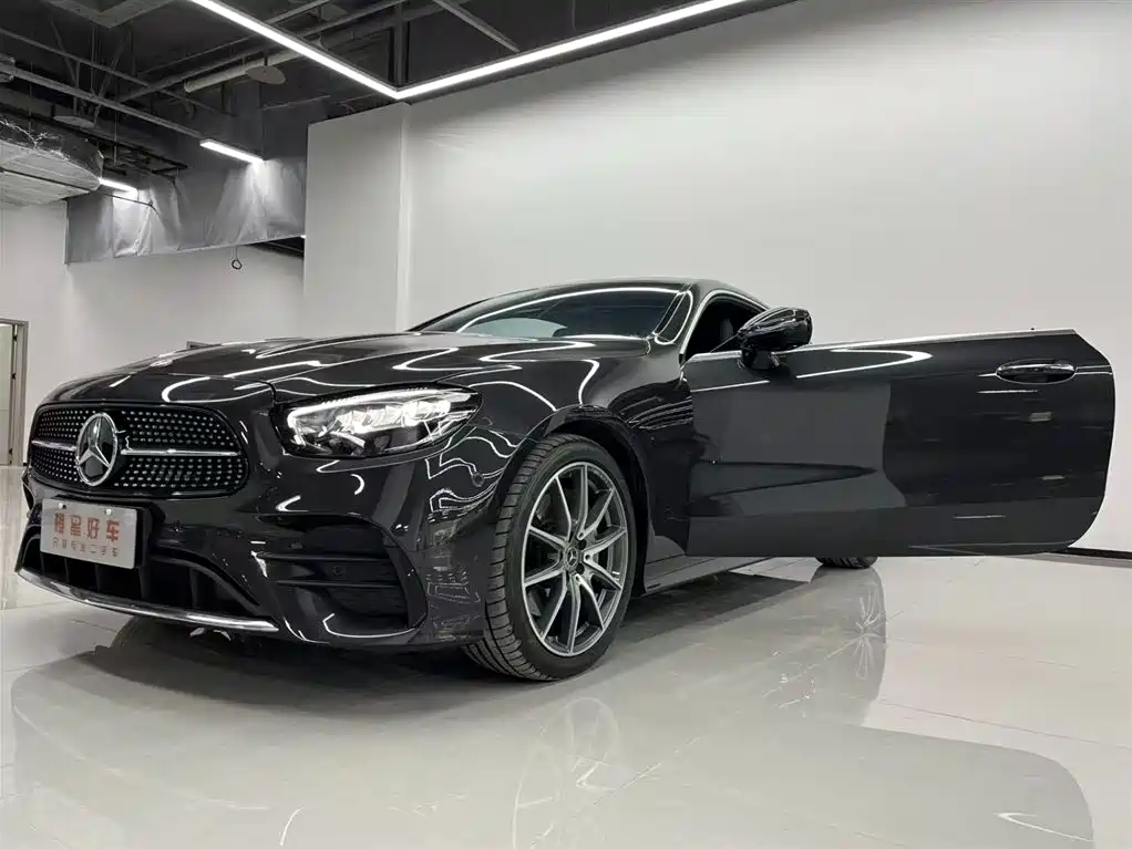 Mercedes-Benz E-Class 2024